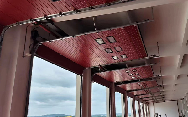 柯坪工业翻板门