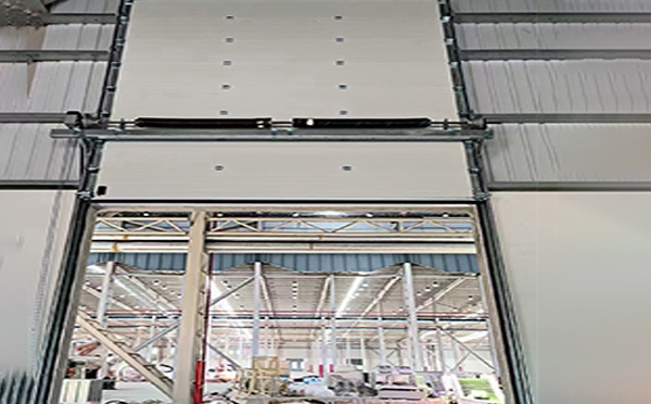 柯坪工业提升门