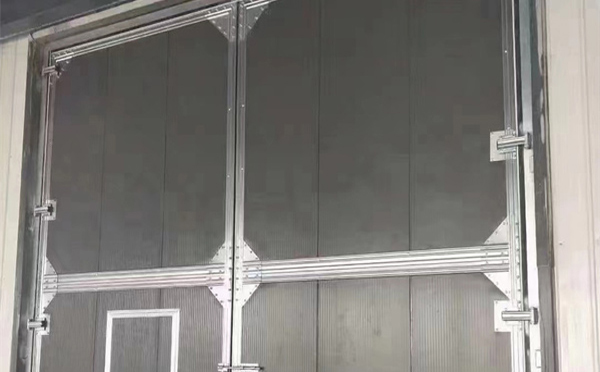 柯坪兰州厂房柯坪工业门选购与使用指南：打造高效安全的生产环境