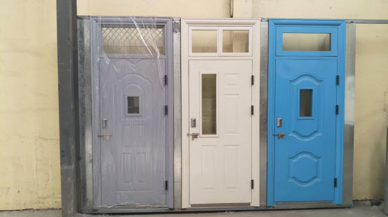 柯坪学校教室门