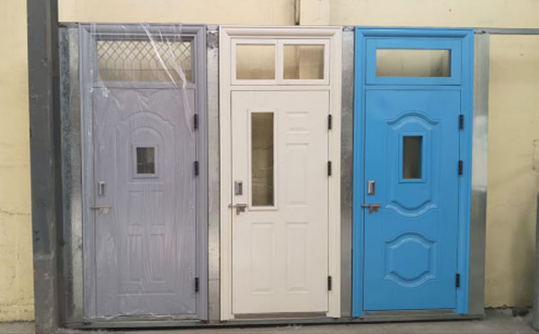 柯坪学校教室门