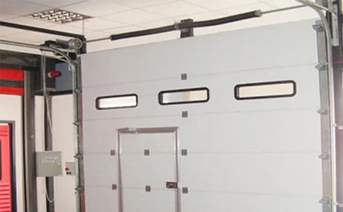 柯坪工业提升门的安装方法