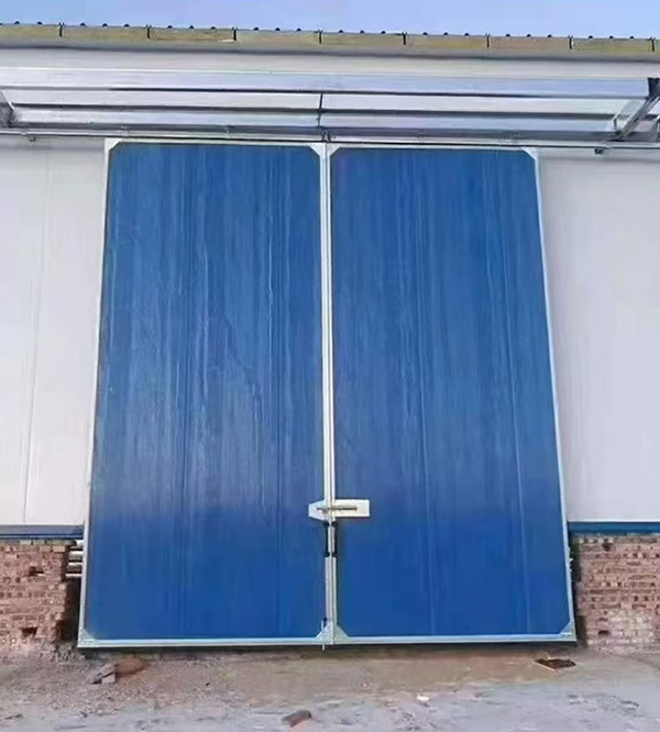 柯坪工业门在大型仓储物流通道中的应用实例